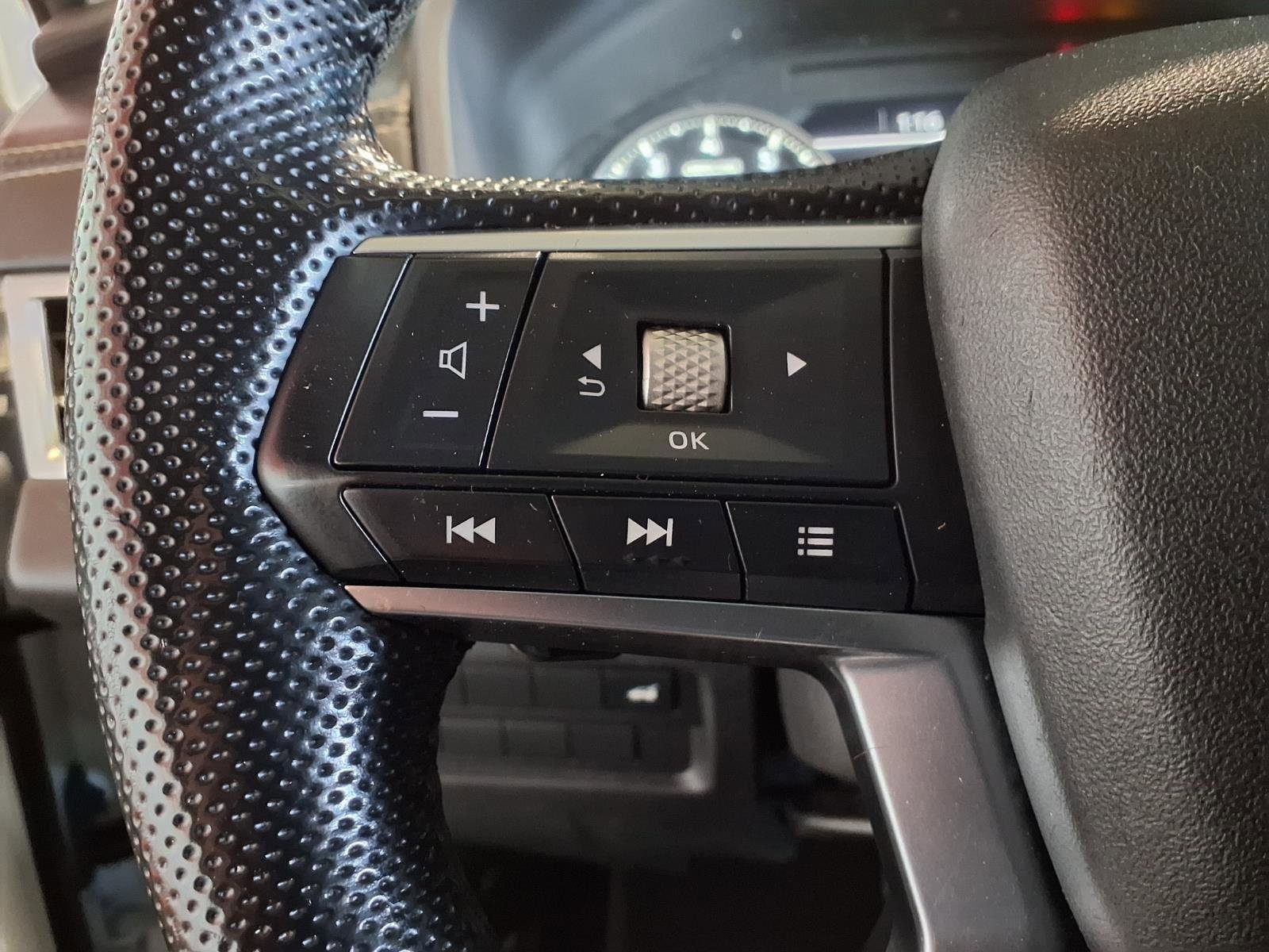 Used 2022 Mitsubishi Outlander SE image 27