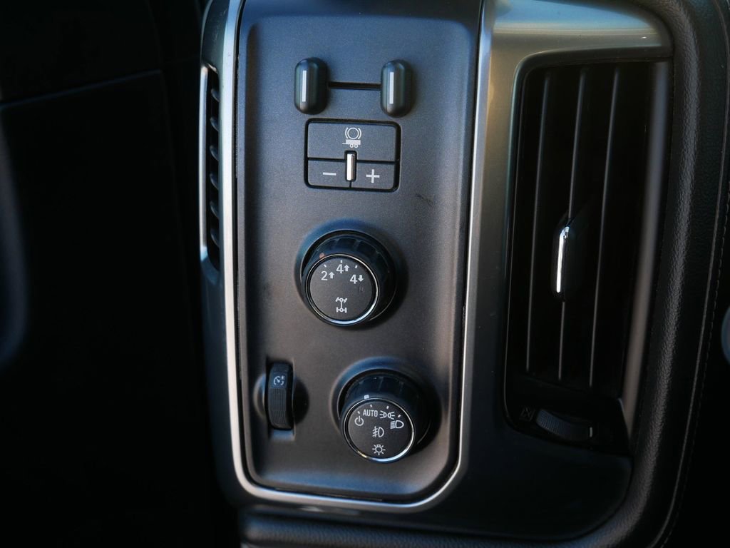 Used 2015 Chevrolet Silverado 2500 LTZ w/ Custom Sport Edition image 26