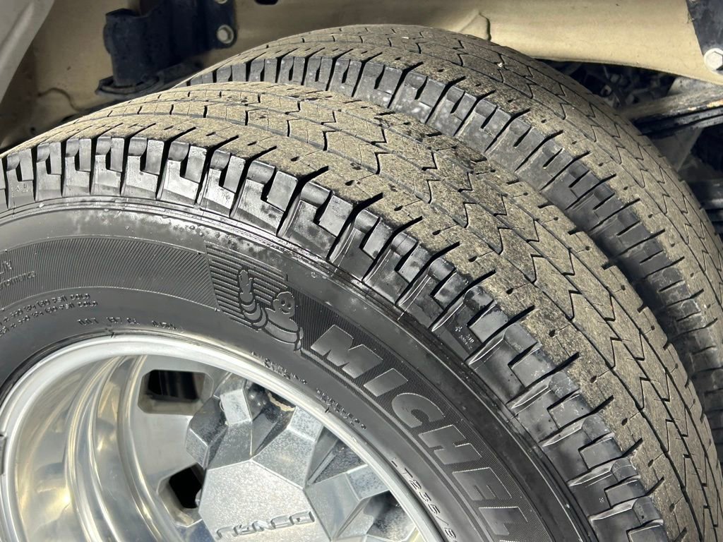 Used 2024 GMC Sierra 3500 Denali Ultimate image 40