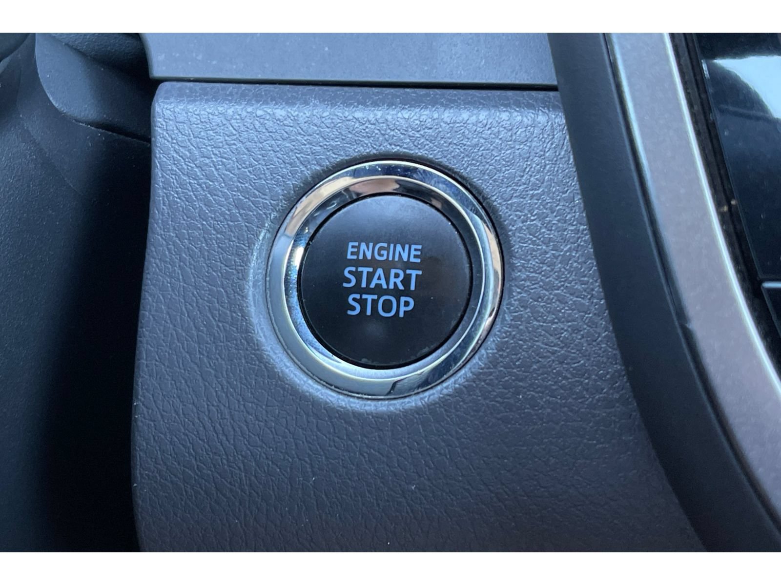 Used 2022 Toyota Camry LE w/ Convenience Package FWD image 31