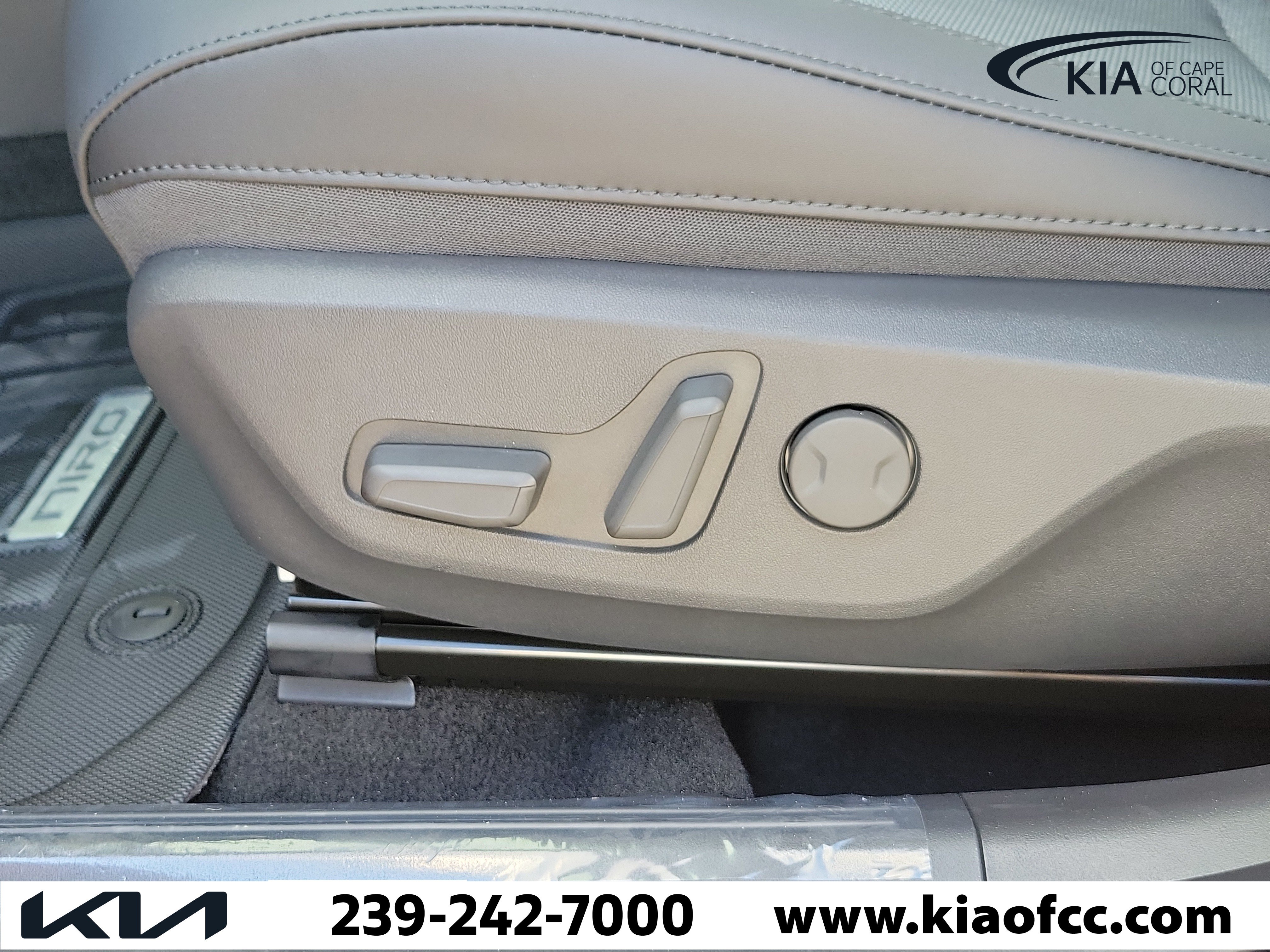 New 2026 Kia Niro Wind FWD image 23