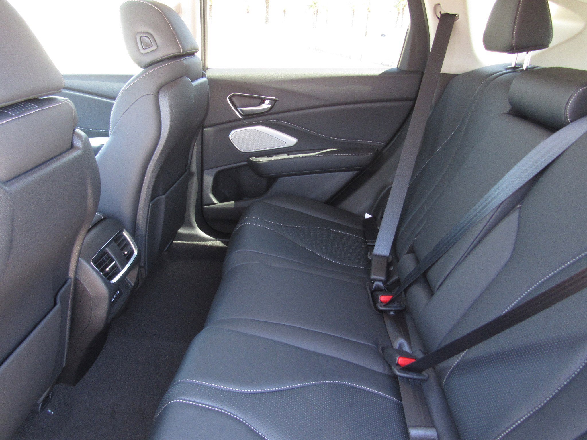 Certified 2025 Acura RDX SH-AWD w/ Technology Package image 16