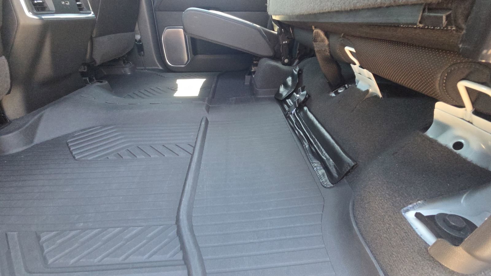 Used 2022 Chevrolet Silverado 1500 High Country w/ Z71 Off-Road Package image 24