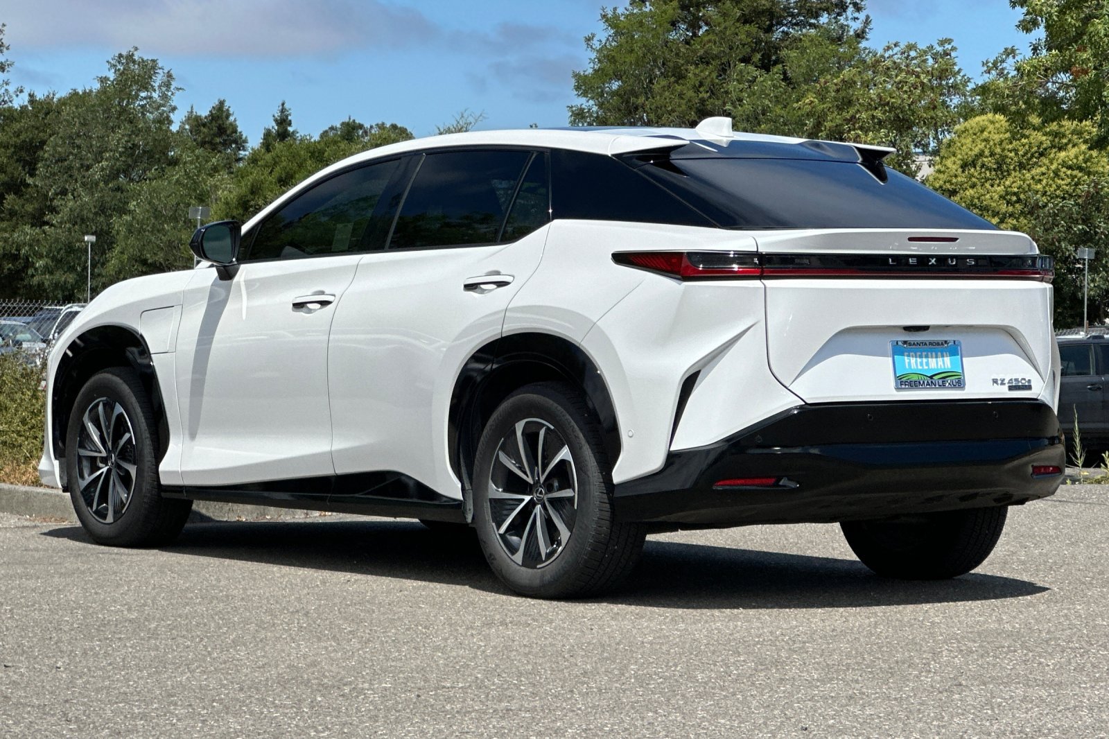 Certified 2024 Lexus RZ 450e Premium w/ Technology Package AWD/4WD image 6