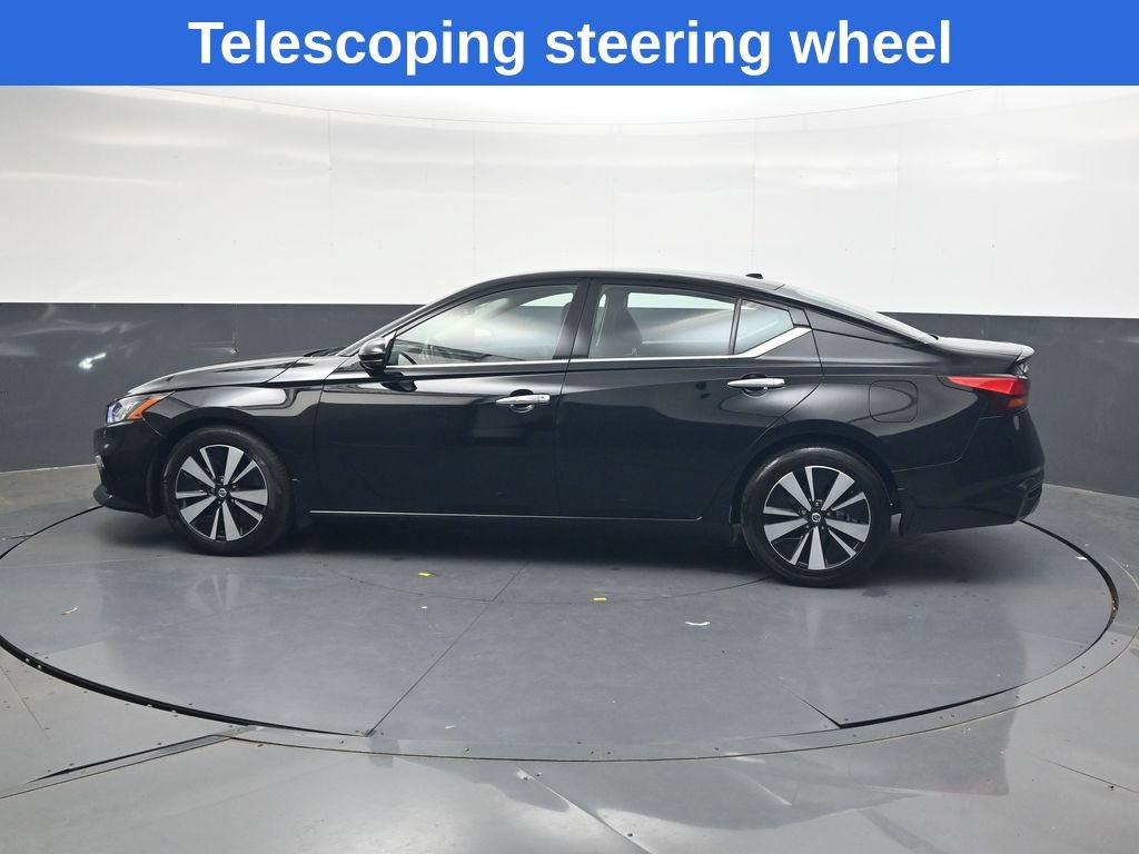 Used 2022 Nissan Altima 2.5 SL FWD image 7