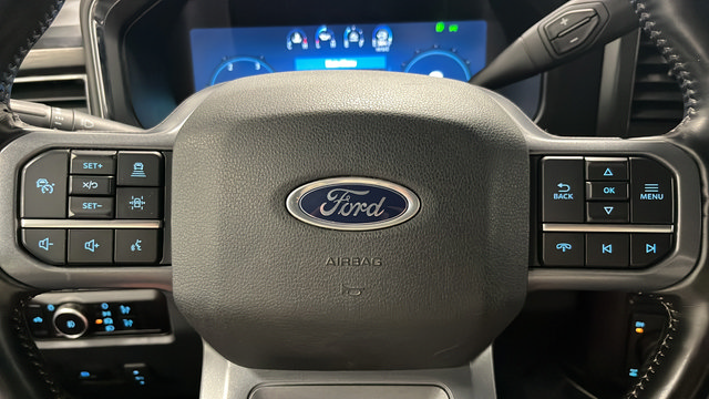 Used 2023 Ford F250 Lariat w/ Lariat Ultimate Package AWD/4WD image 15