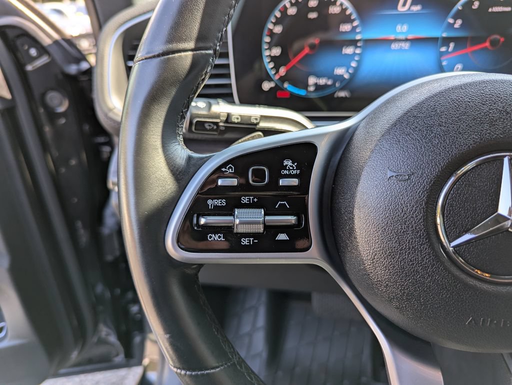 Used 2022 Mercedes-Benz GLS 450 4MATIC image 17