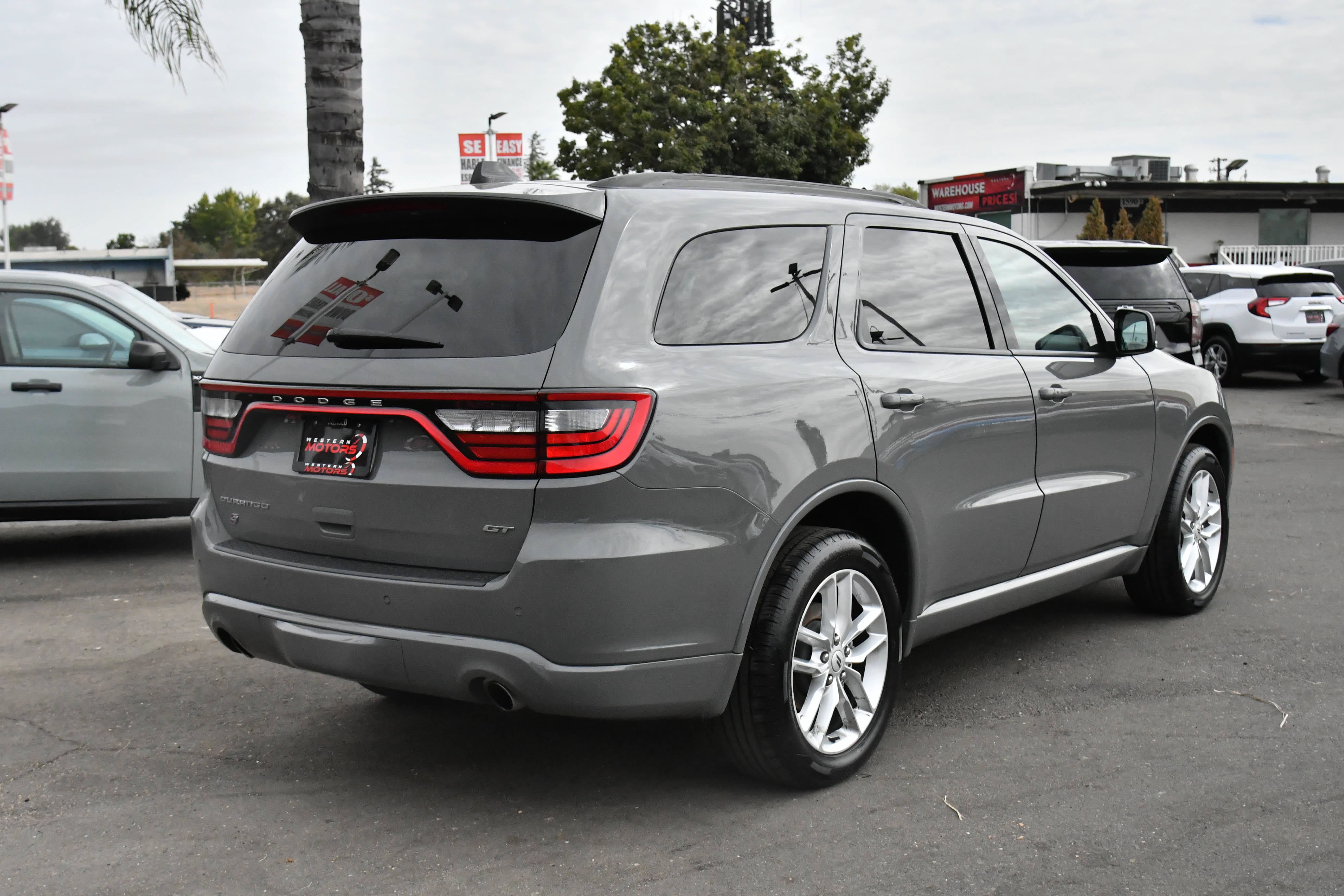 Used 2025 Dodge Durango GT AWD/4WD image 8