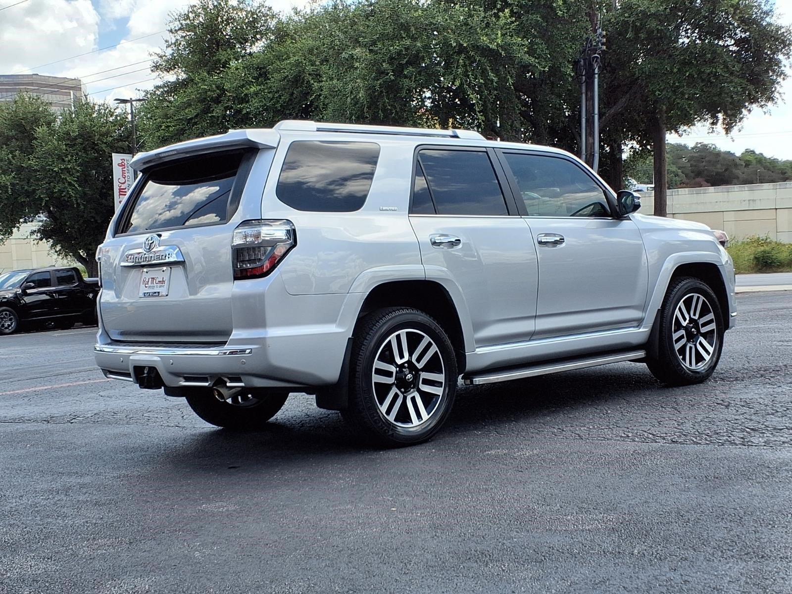 Used 2023 Toyota 4Runner Limited AWD/4WD image 6