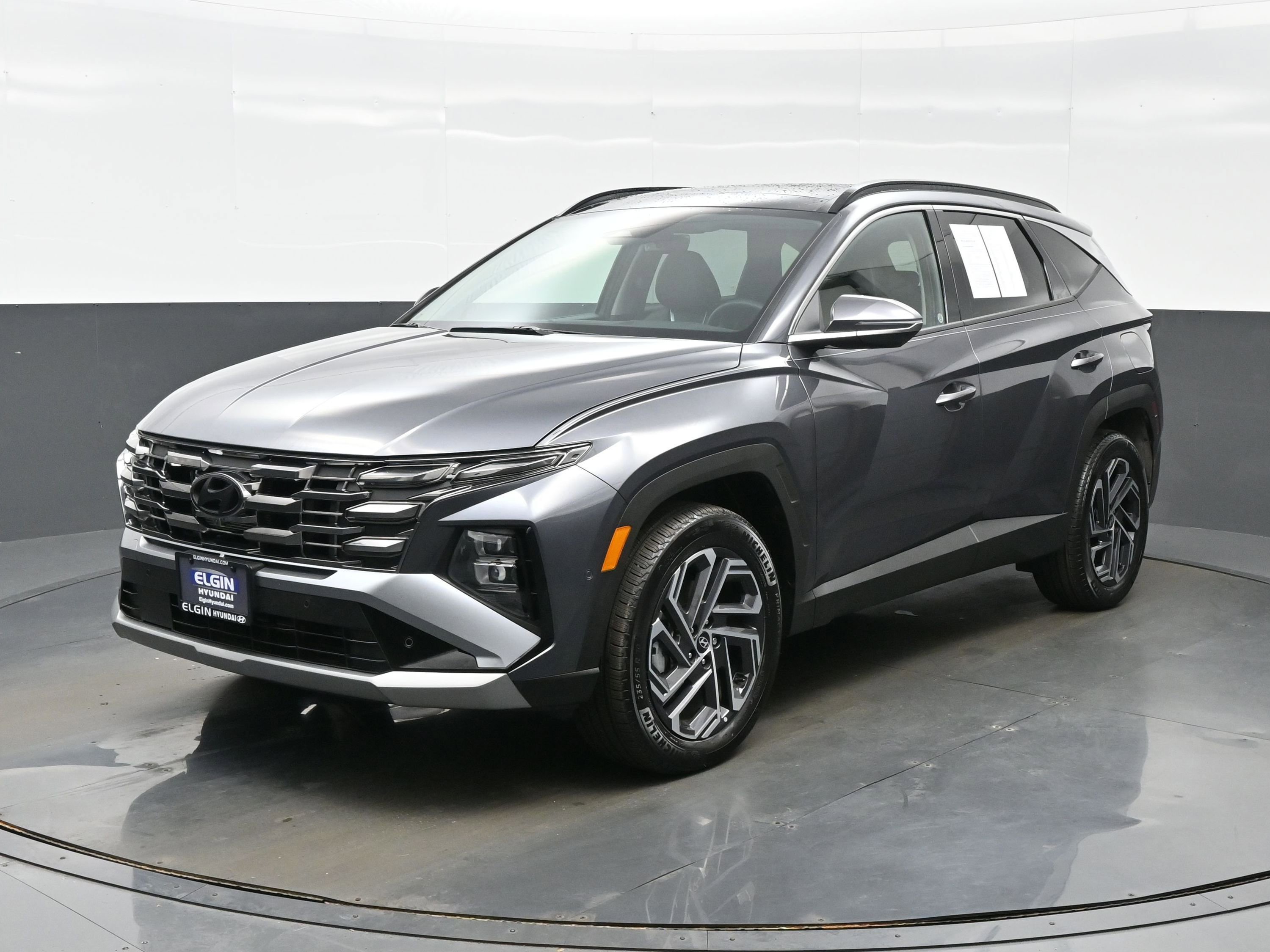 Certified 2025 Hyundai Tucson Limited AWD/4WD image 2