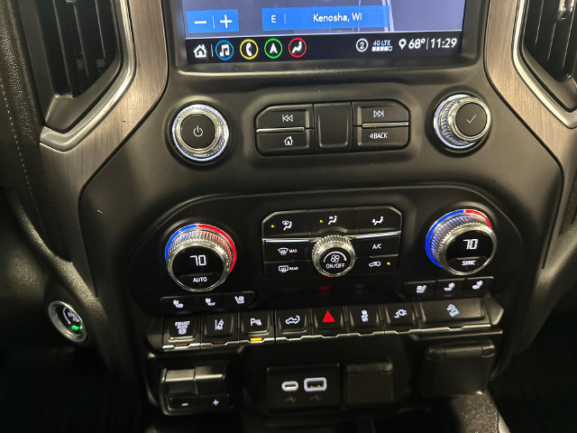 Certified 2020 GMC Sierra 2500 Denali w/ Denali Ultimate Package AWD/4WD image 16