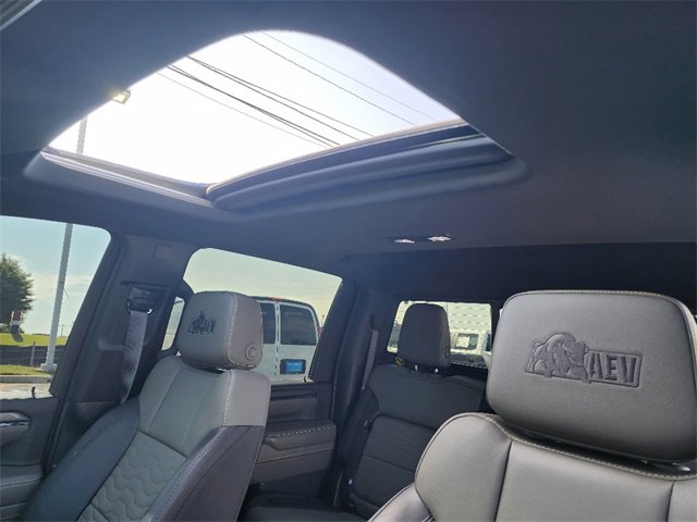 Used 2024 Chevrolet Silverado 2500 ZR2 w/ ZR2 Bison Edition image 30