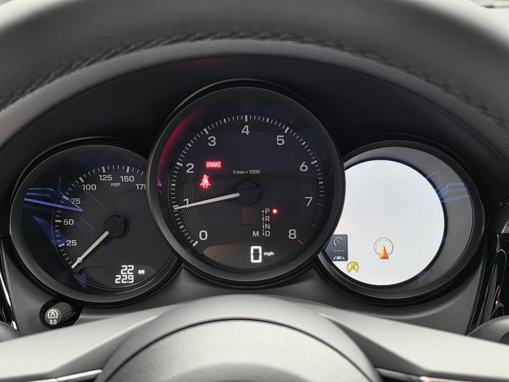 New 2026 Porsche Macan AWD/4WD image 24