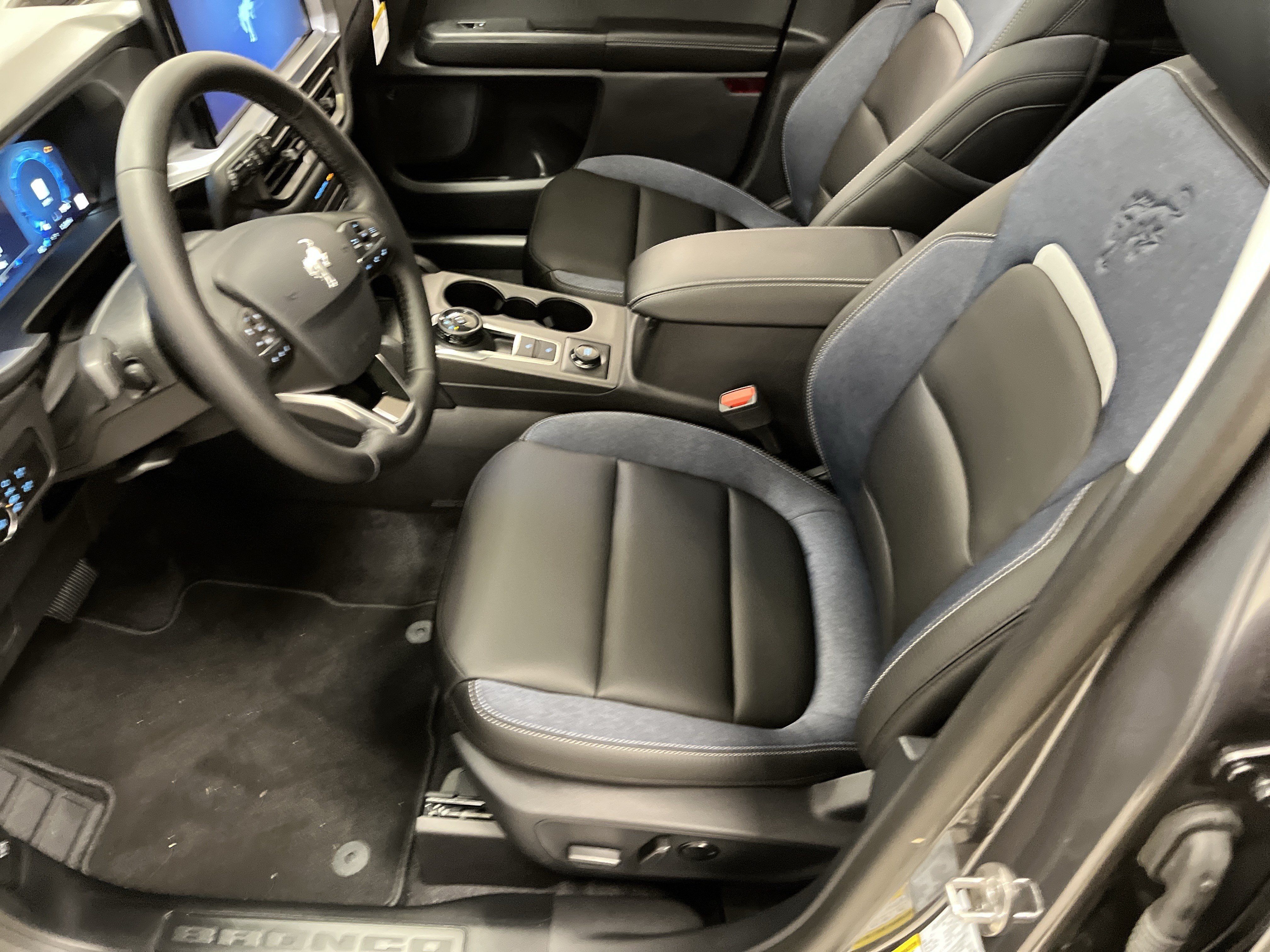 New 2025 Ford Bronco Sport Outer Banks w/ Outer Banks Tech Package+ AWD/4WD image 12