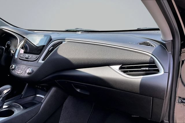 Used 2024 Chevrolet Malibu LT FWD image 25