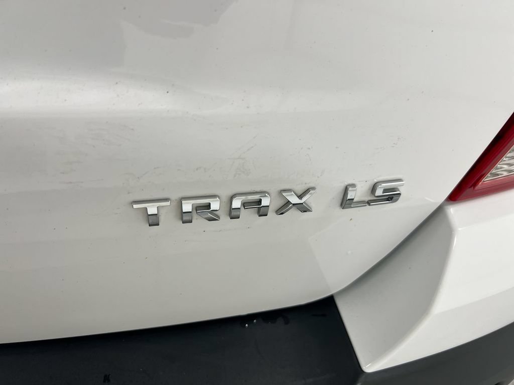 Used 2016 Chevrolet Trax LS FWD image 25