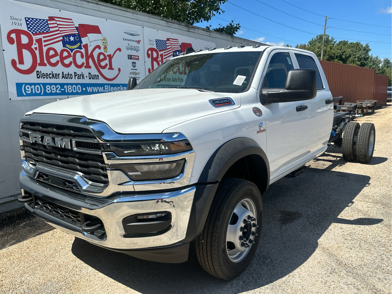 New 2026 RAM 4500 Tradesman w/ Chrome Appearance Group AWD/4WD image 6