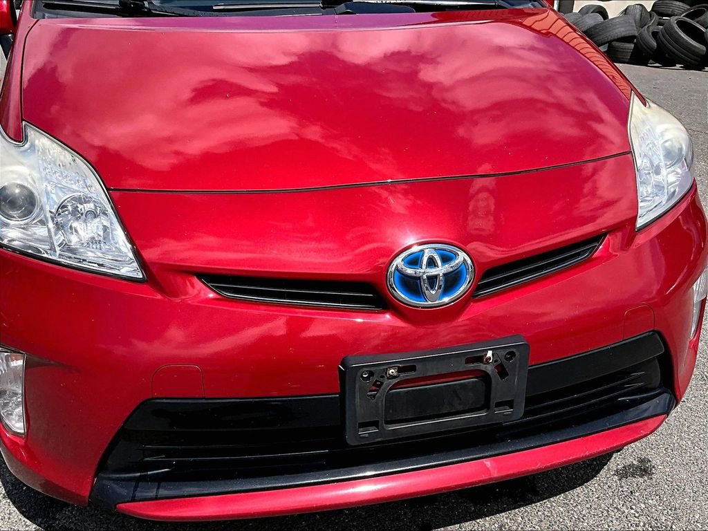 Used 2015 Toyota Prius Three image 25