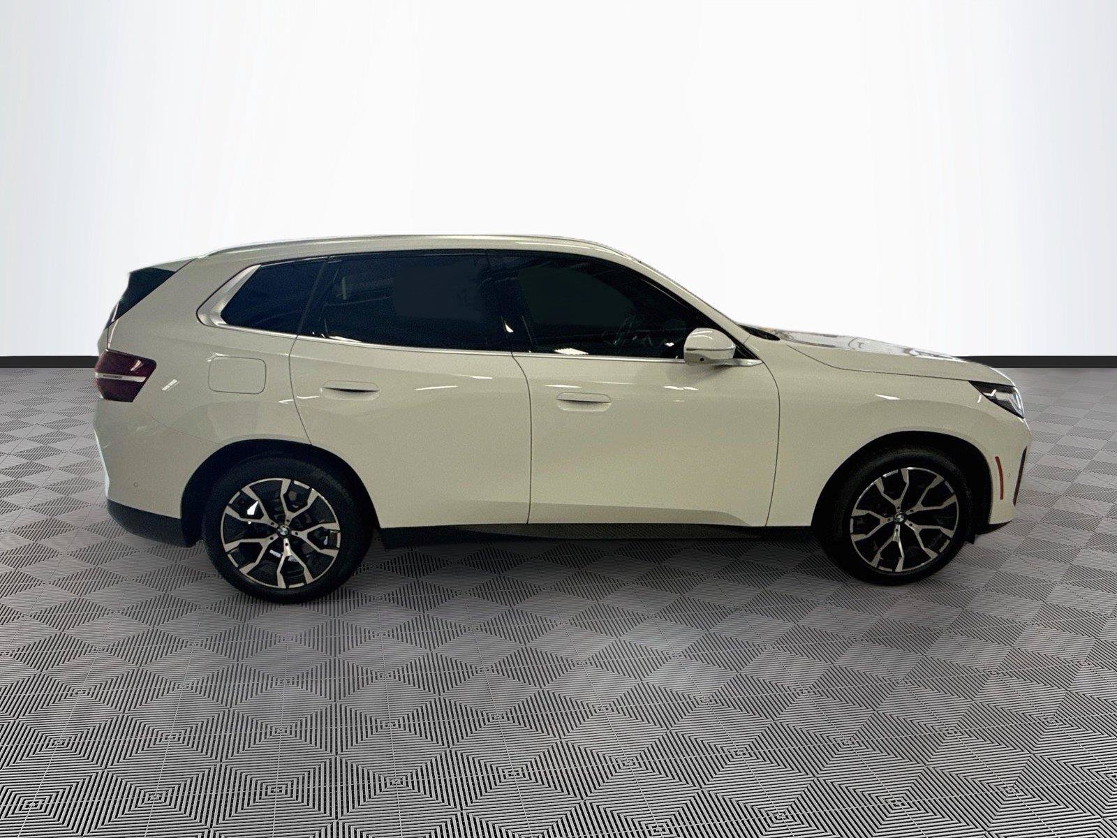 Used 2025 BMW X3 xDrive30i AWD/4WD image 8