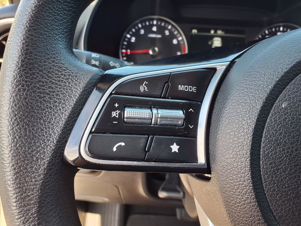 Used 2024 Kia Forte LXS w/ LXS Technology Package FWD image 13