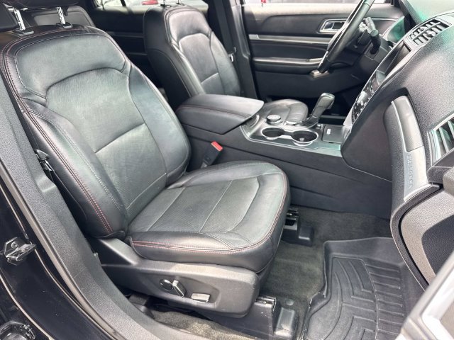 Used 2016 Ford Explorer Sport AWD/4WD image 11
