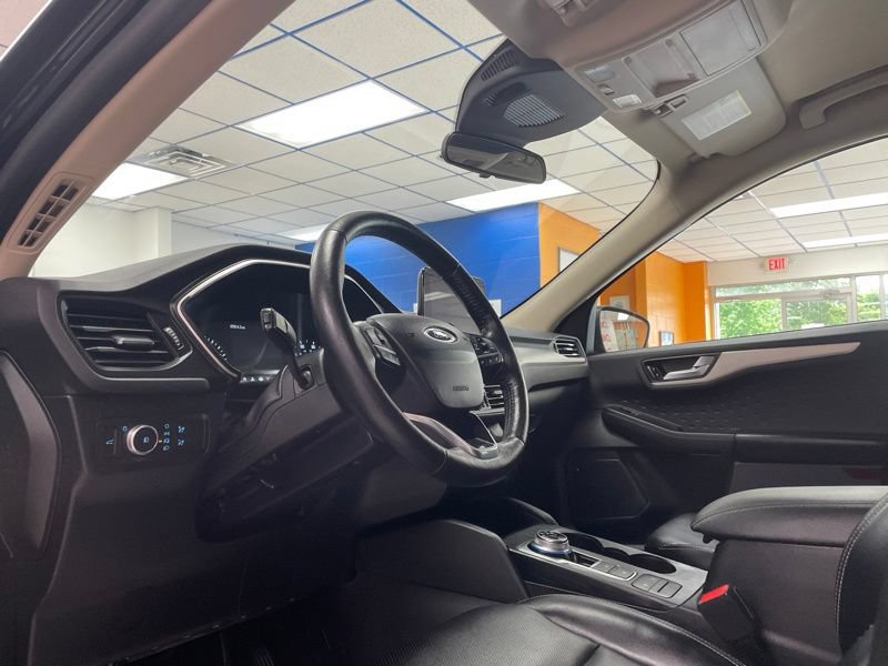 Used 2020 Ford Escape SEL FWD image 19