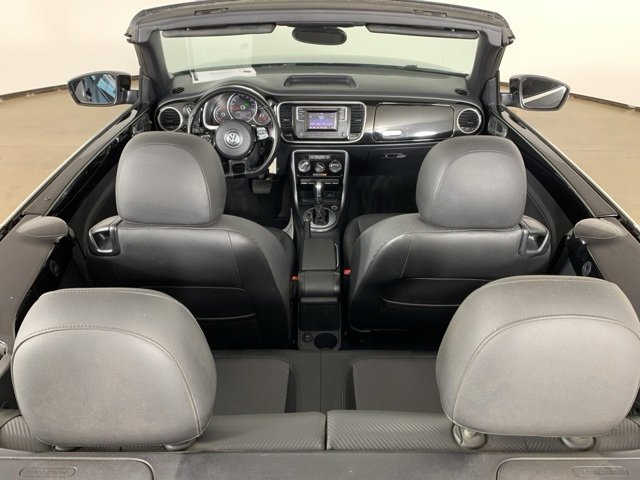 Used 2018 Volkswagen Beetle 2.0T S image 19