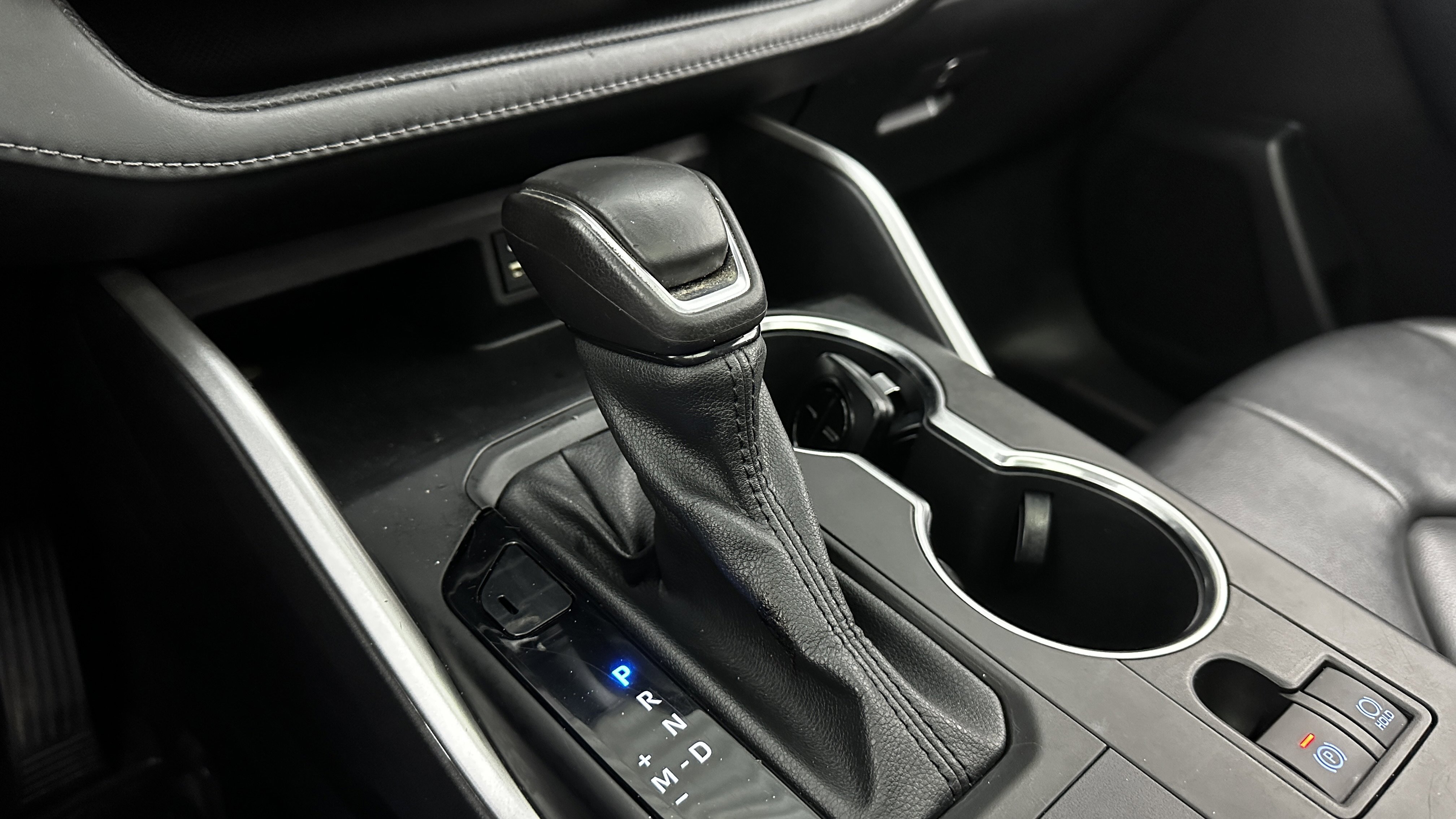 Used 2022 Toyota Highlander XLE image 17