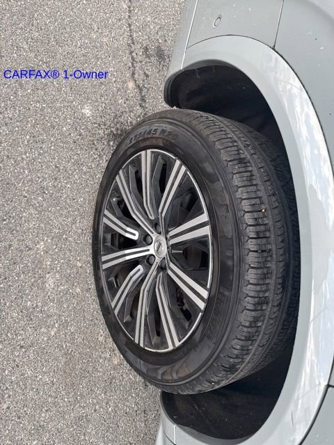 Certified 2024 Volvo XC90 B6 Plus w/ Protection Package image 9