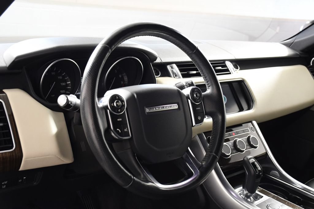 Used 2015 Land Rover Range Rover Sport HSE AWD/4WD image 13