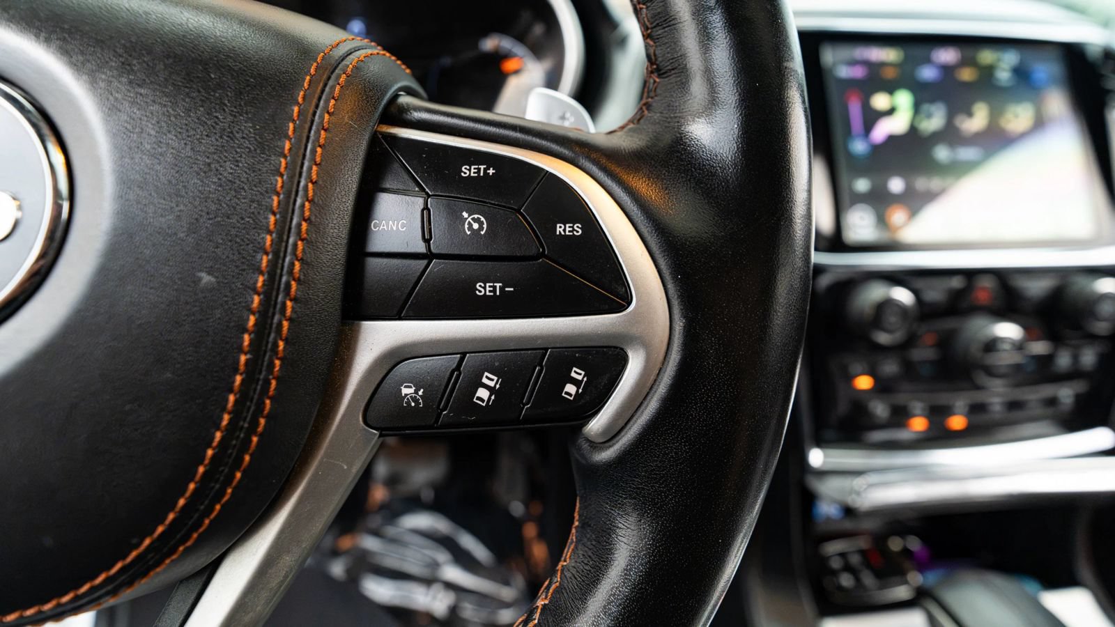 Used 2020 Jeep Grand Cherokee Summit AWD/4WD image 48