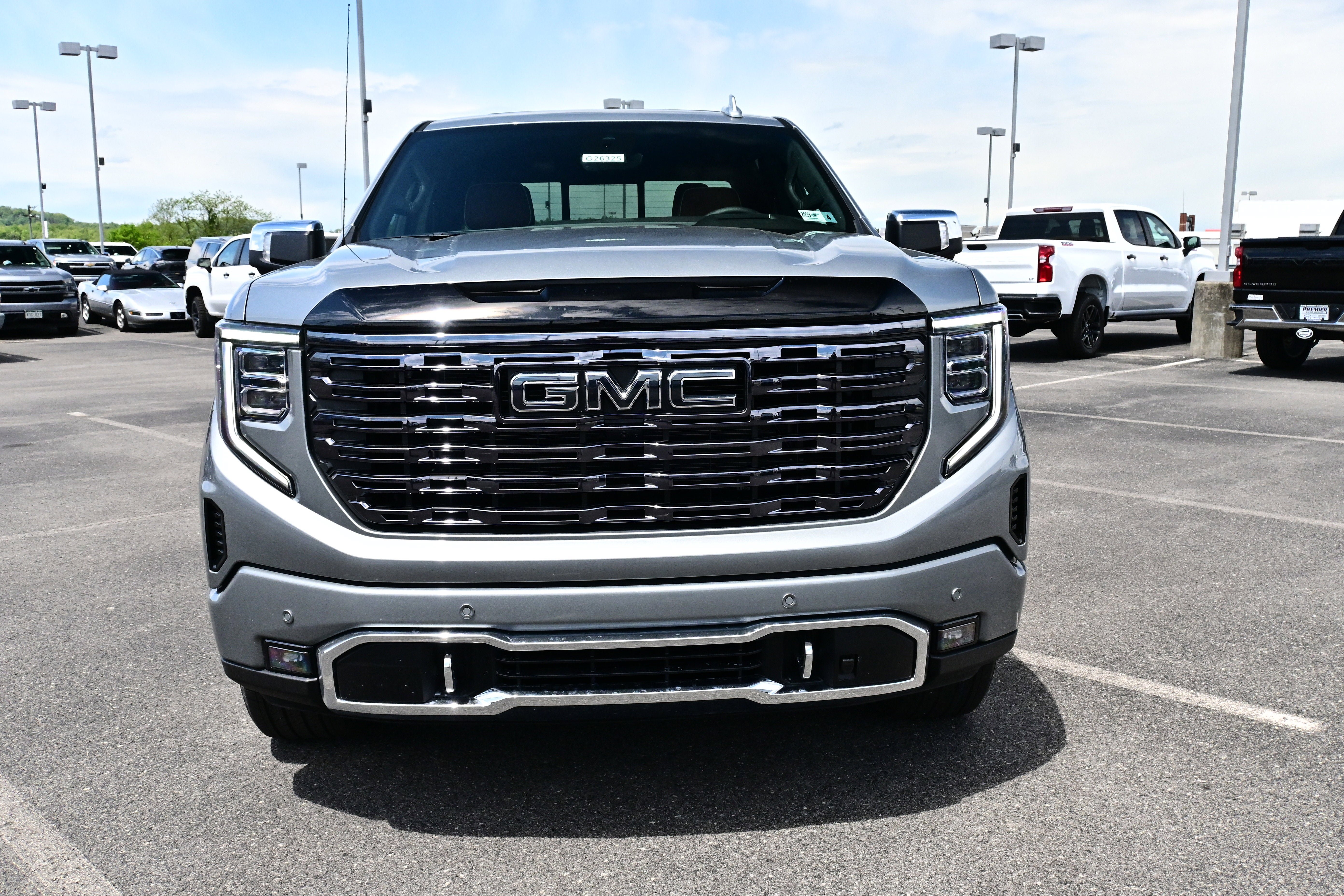 New 2026 GMC Sierra 1500 Denali Ultimate AWD/4WD image 3