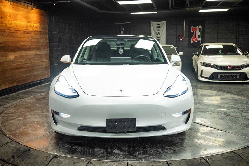 Used 2018 Tesla Model 3 Long Range image 4