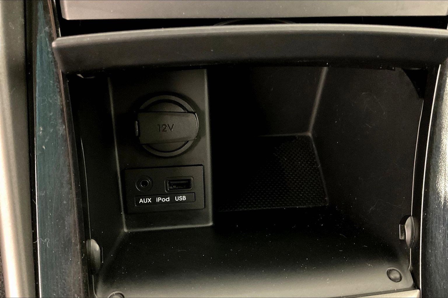 Used 2013 Hyundai Elantra Limited FWD image 14