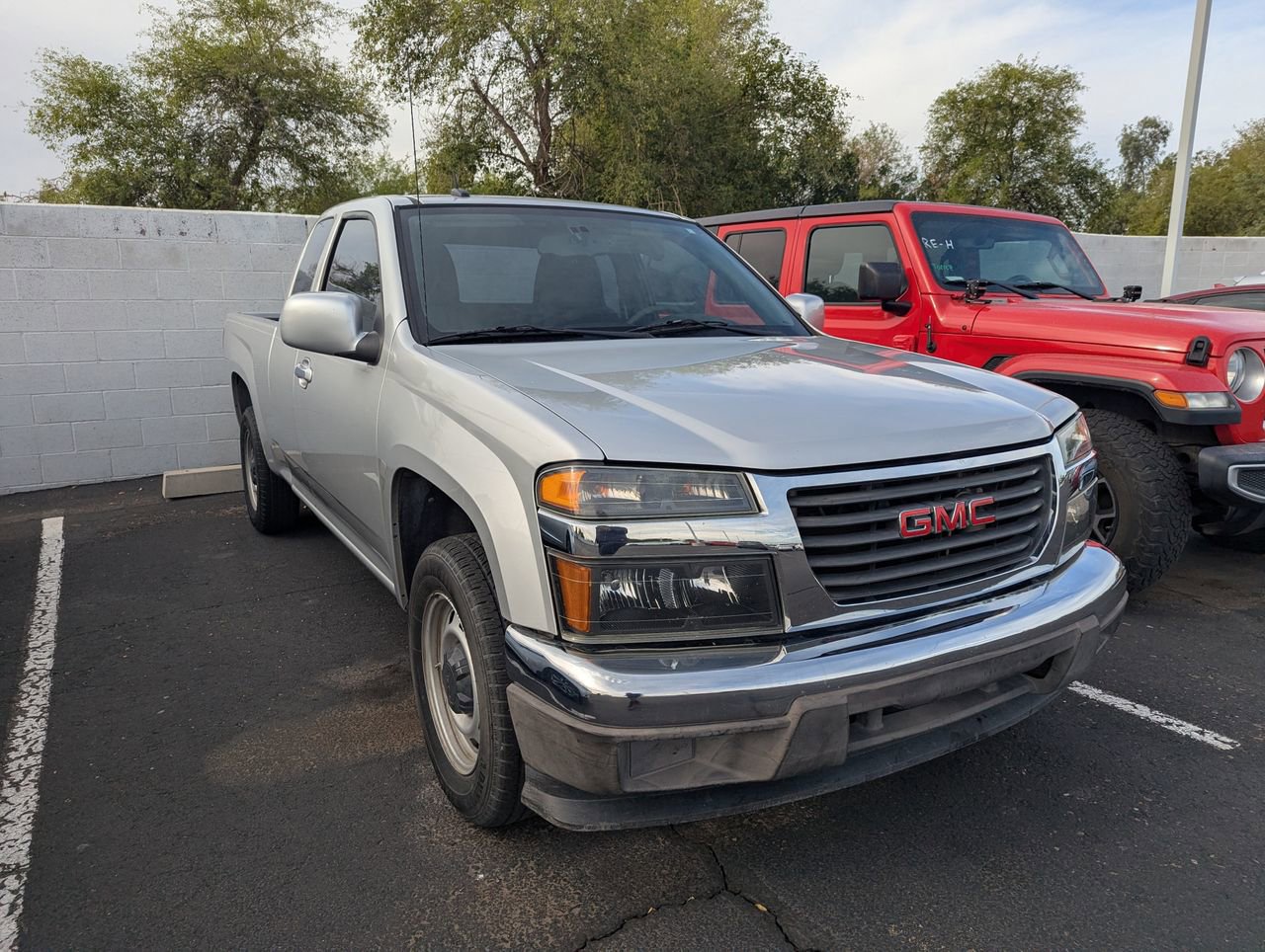 Used 2012 GMC Canyon W/T image 4