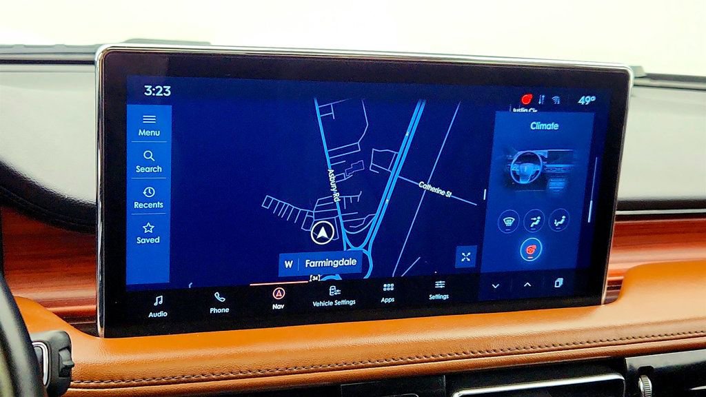 Used 2022 Lincoln Nautilus Reserve w/ Luxury Package image 20