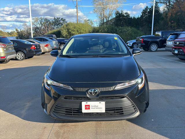 Certified 2025 Toyota Corolla LE FWD image 5