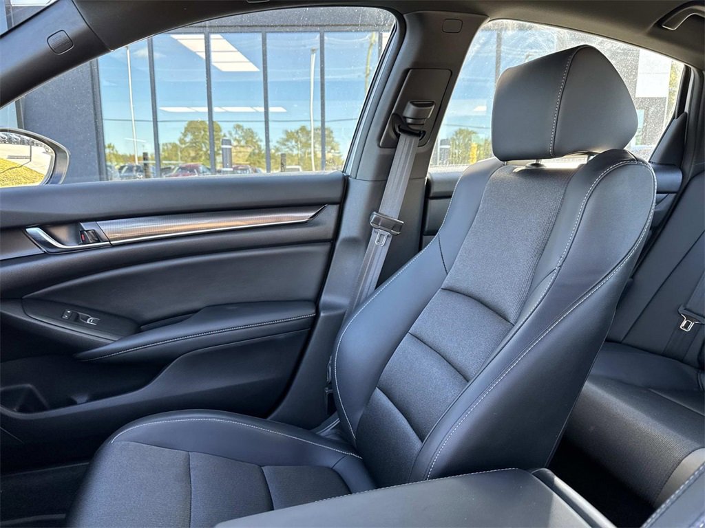 Used 2022 Honda Accord Sport image 15