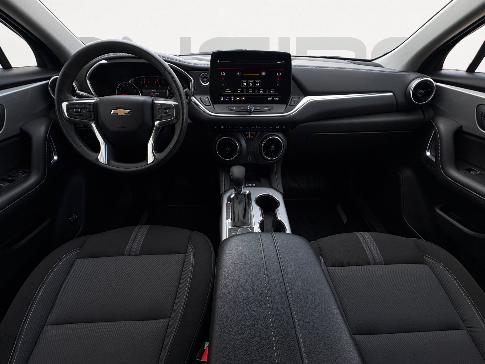 Used 2024 Chevrolet Blazer LT w/ Convenience Package FWD image 3