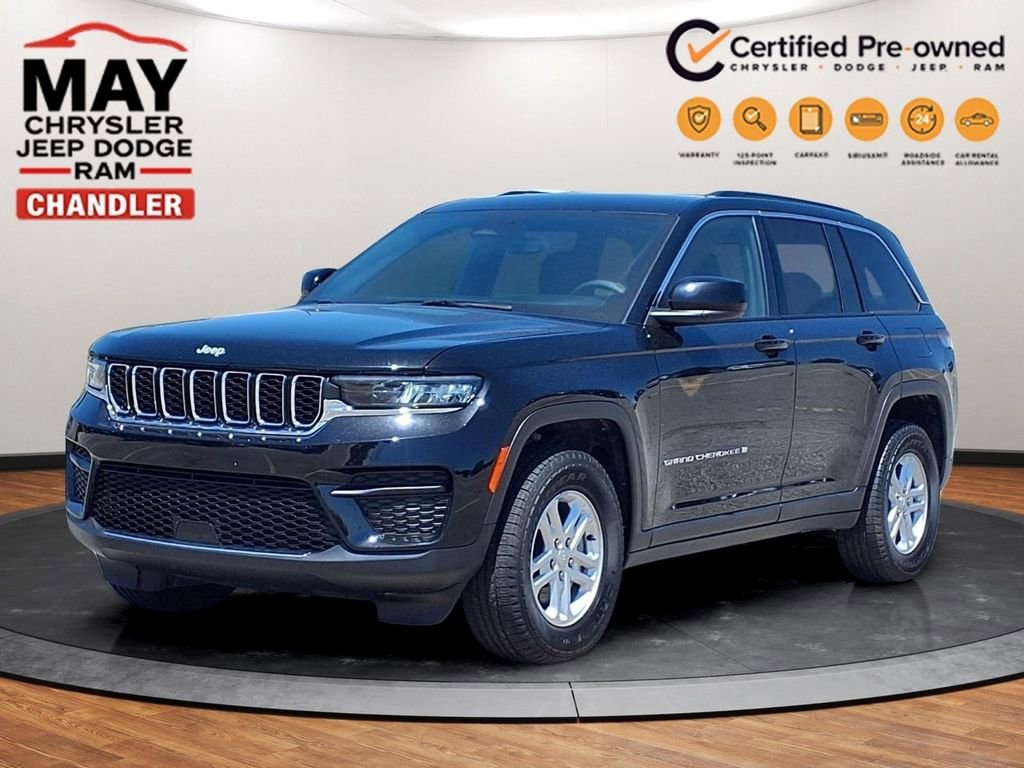 Used 2024 Jeep Grand Cherokee Laredo w/ Trailer Tow Package