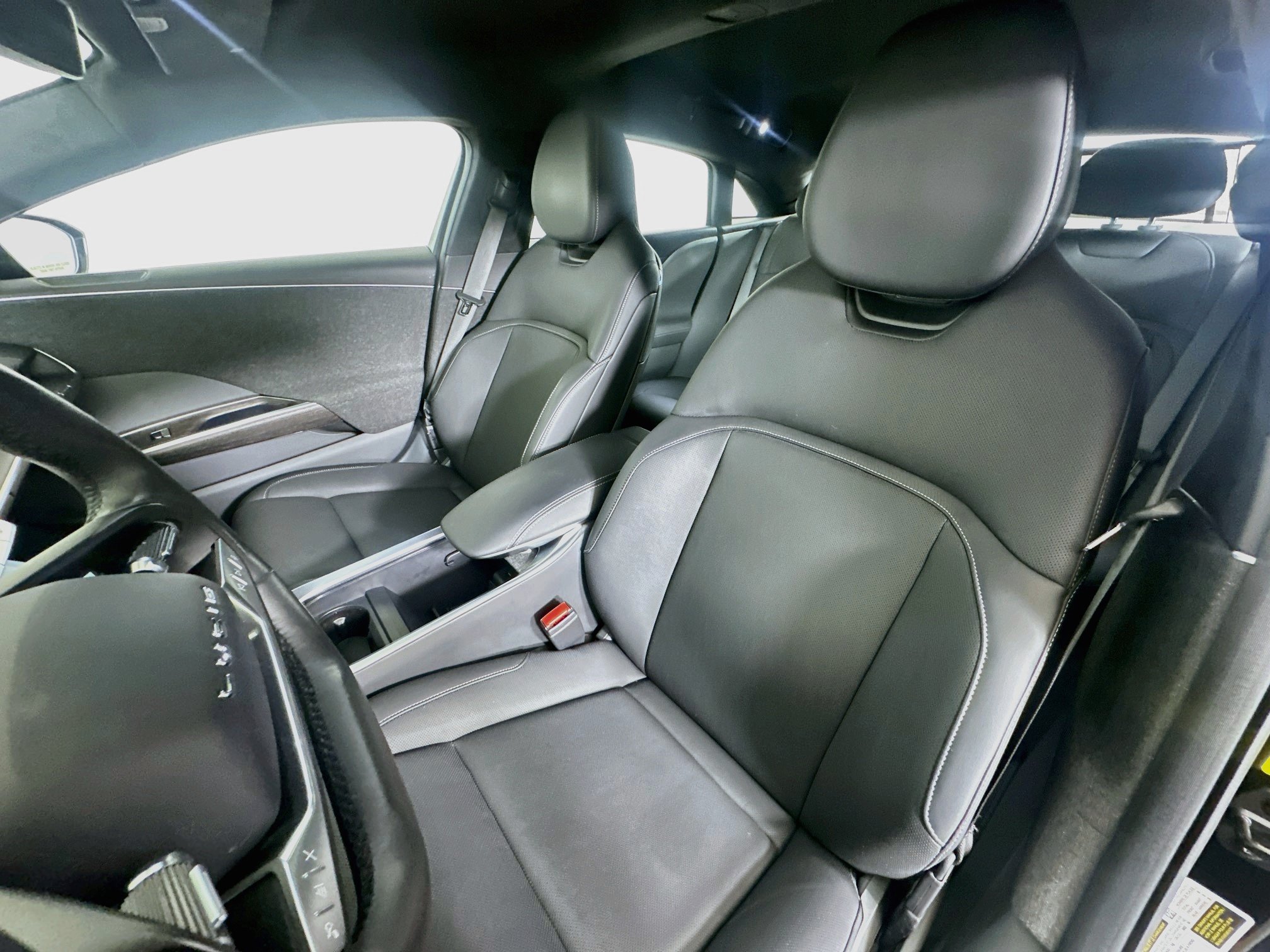 Used 2024 Lucid Air Touring AWD/4WD image 13