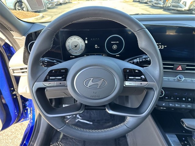 Certified 2025 Hyundai Elantra SEL image 23
