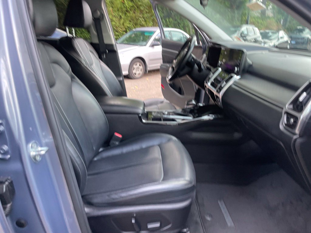 Used 2021 Kia Sorento SX AWD/4WD image 26