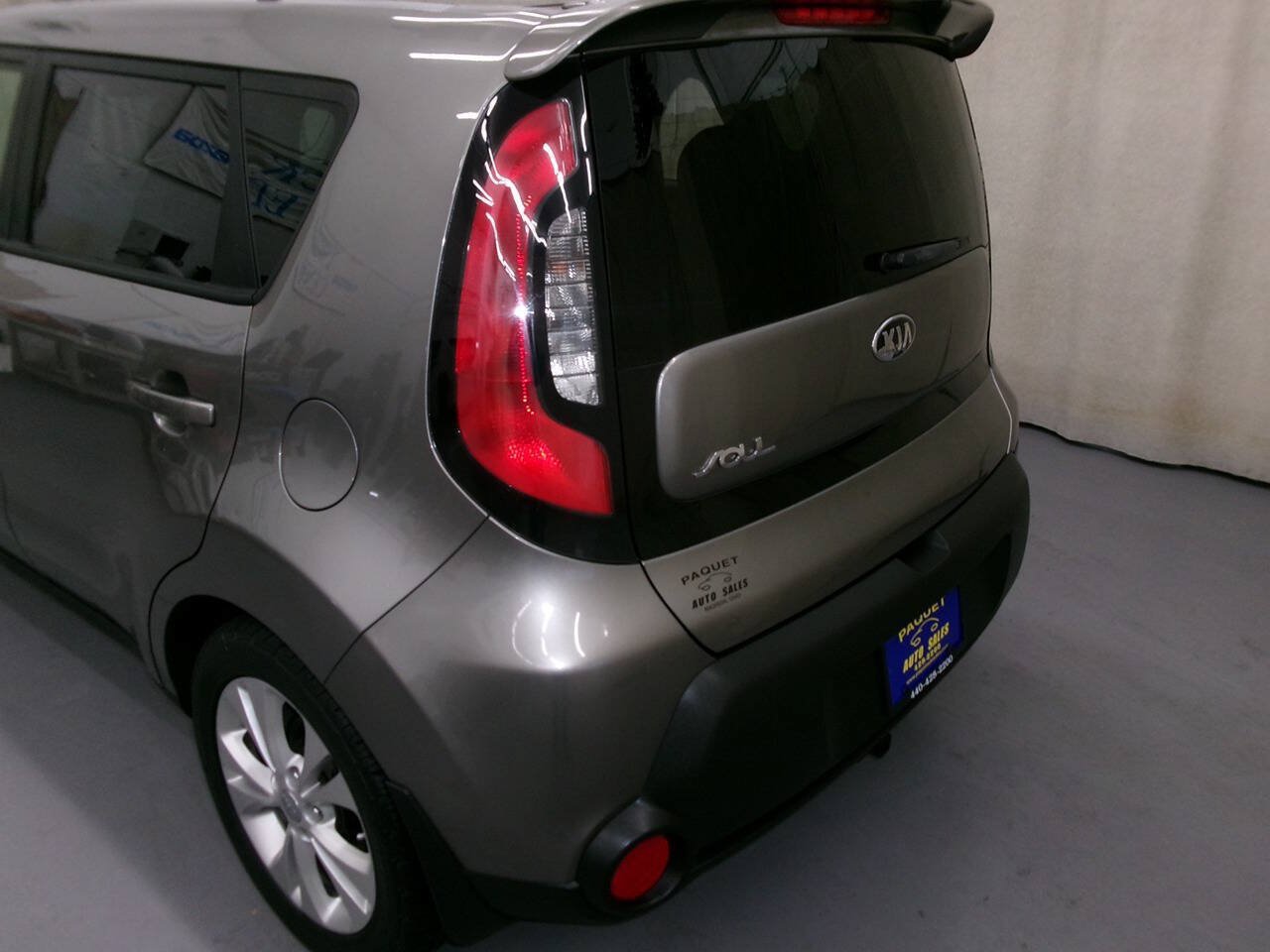 Used 2014 Kia Soul + FWD image 24