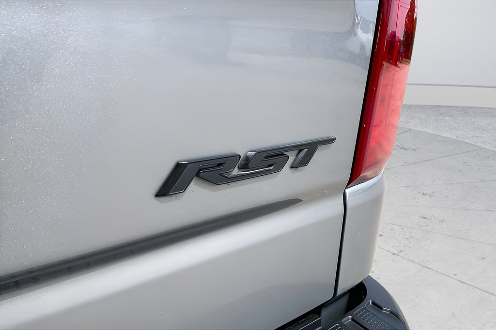Used 2023 Chevrolet Silverado 1500 RST RWD image 31