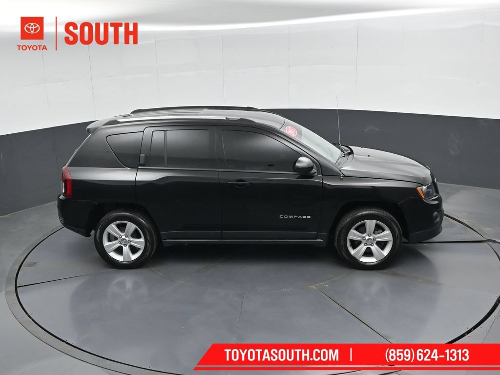 Used 2017 Jeep Compass Sport w/ Power Value Group FWD image 40