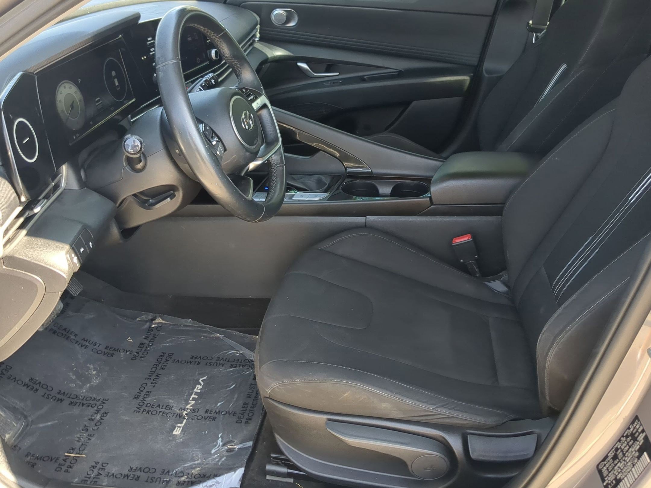 Used 2021 Hyundai Elantra SEL w/ Convenience Package image 11