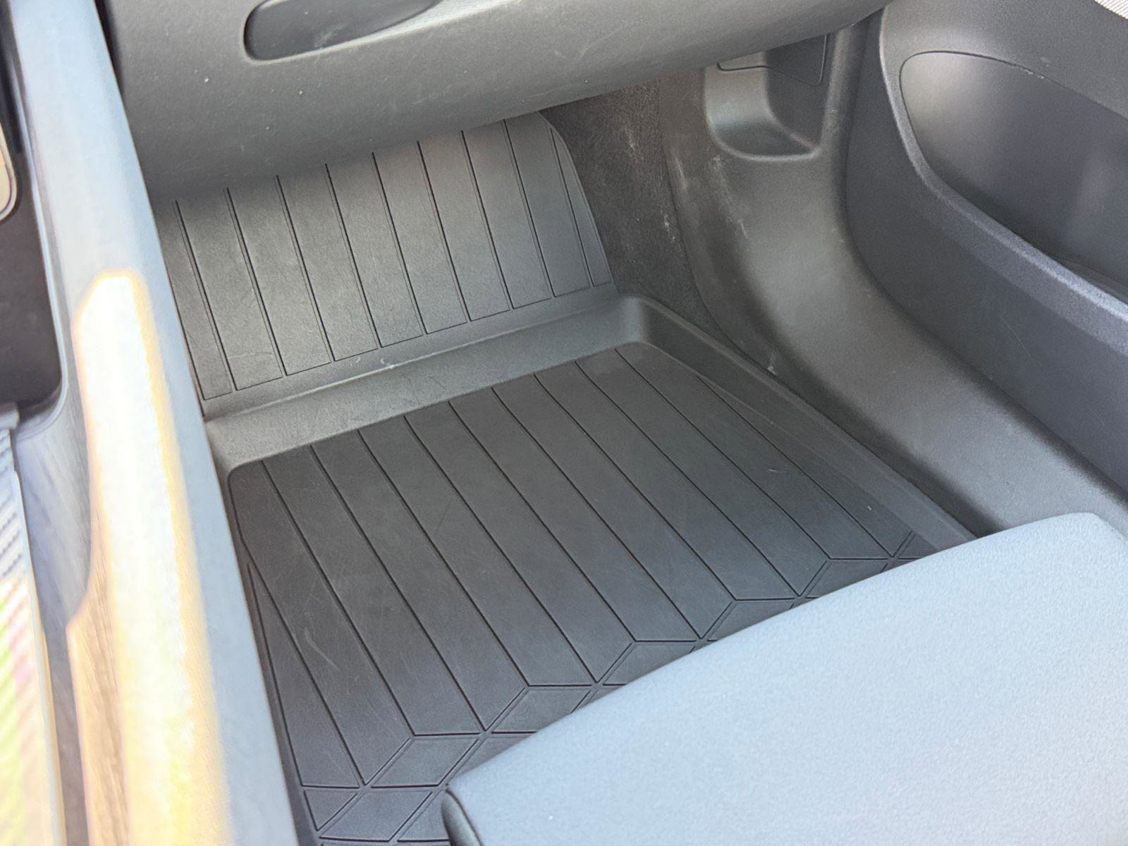 Used 2022 Polestar Polestar 2 w/ Plus Package image 35