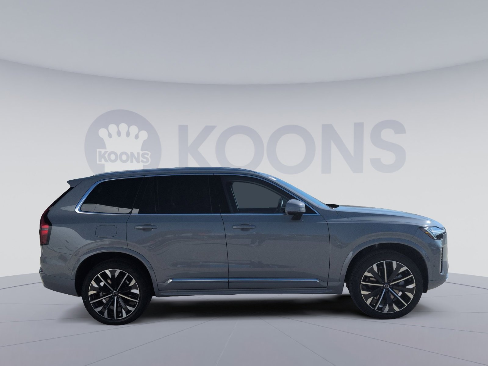 New 2026 Volvo XC90 B6 Ultra w/ Protection Package image 8