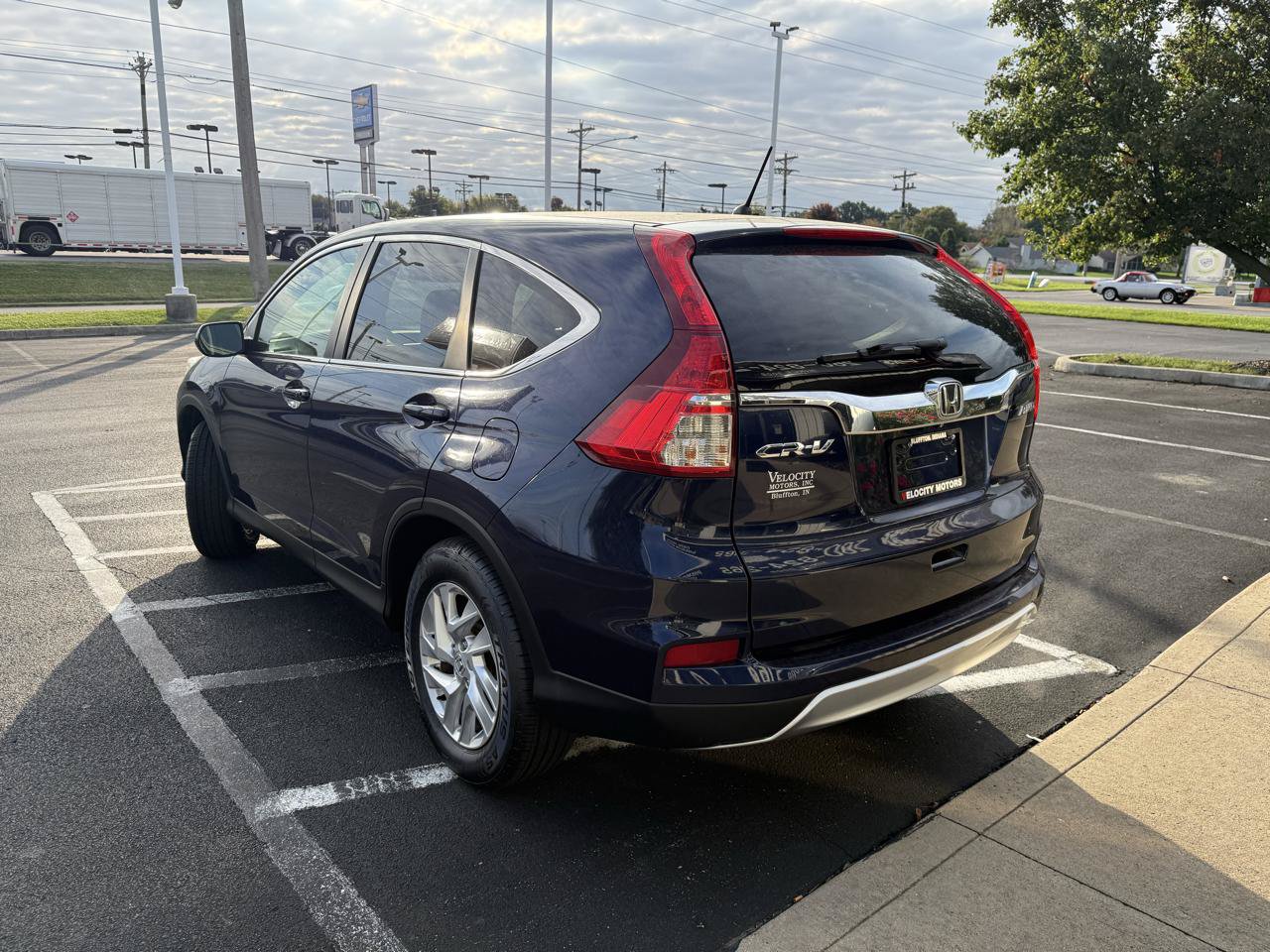 Used 2015 Honda CR-V EX image 3
